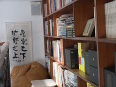 -彳亍咖啡·这里(水湾路店)