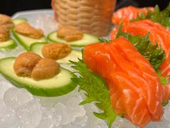 三文鱼刺身-虹料理·日料放题(悠方店)