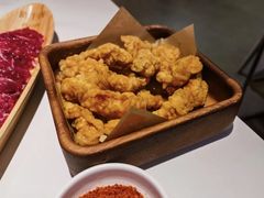 -左庭右院鲜牛肉火锅(金山万达店)