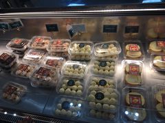 零售区-酥大興·新国潮糕点配茶饮(龙岗万达黑金店)