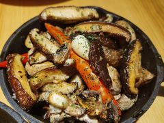 橄榄油香煎蘑菇-TIAGO HOME KITCHEN(王府中环店)