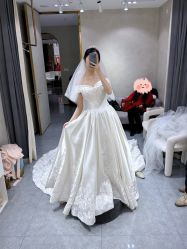 -GRACE KELLY婚纱与礼服(北京店)