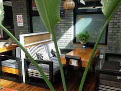 -苹果树下艺术餐厅(宋庄店)