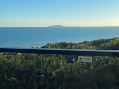 -三亚湾海居铂尔曼度假酒店