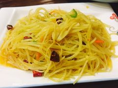 酸辣土豆丝-阿拉木汗餐厅(山大路店)