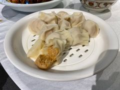 蟹黄馅饺子-百饺园酒楼(平山道店)