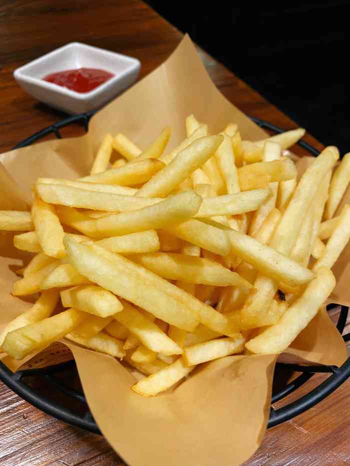 一乐韩国炸鸡(梅江店)-"[薄荷]环境:环境不咋好 一直有苍蝇在.