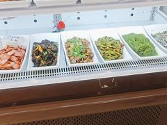 -哈尔滨小酒馆·鲜肉现穿自助烧烤(康新花园店)