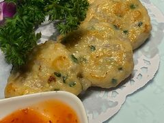 莲藕酿煎虾饼-聚缘堂·海鲜私房菜(松岭路店)