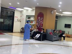 -雅悦齿科(顾村公园店)
