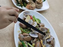 -红月湾海鲜饭店•沙滩海景(双月湾店)