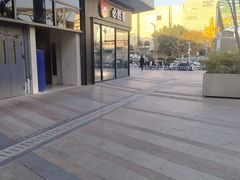 -必胜客(尹山湖歌林公园店)