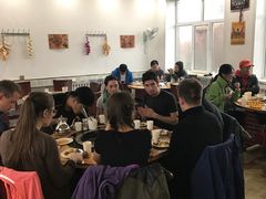 大堂-粘豆包柴火铁锅炖