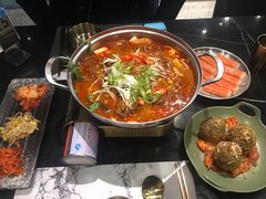 辛牛骨火锅-KCOOKING概念韩餐(世茂52+店)