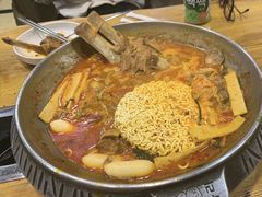 -喇喇排骨火锅·传统韩式脊骨汤(望京西园总店)