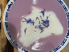 芋泥麻薯-李百蟹·江南蟹黄面·河景餐厅(夫子庙总店)