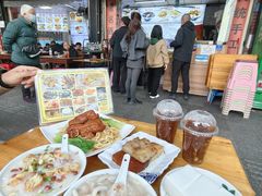 -村花杏荔枝湾艇仔粥