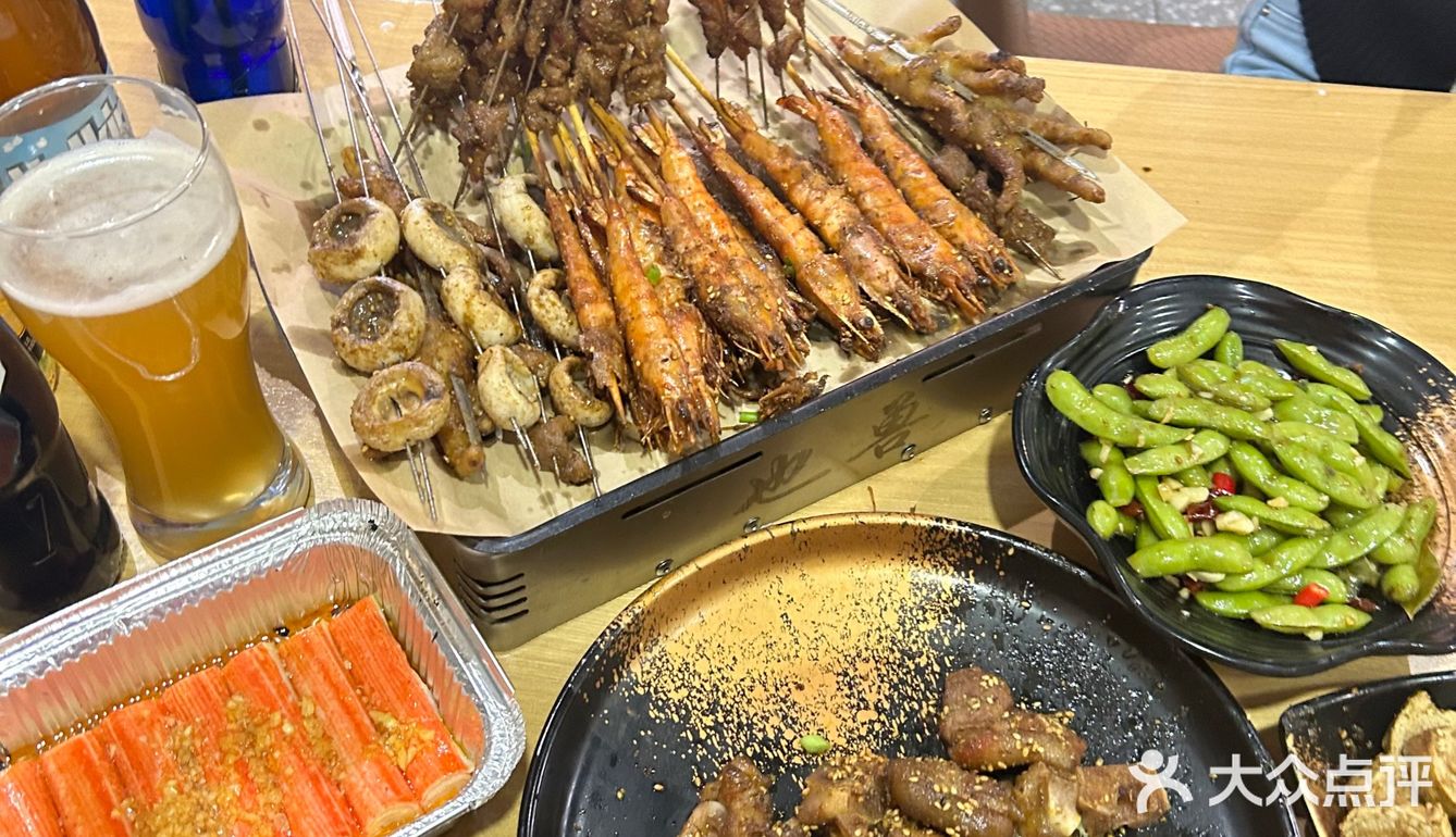 一口精酿啤酒，一口雪花牛肉，假期正确打开方式