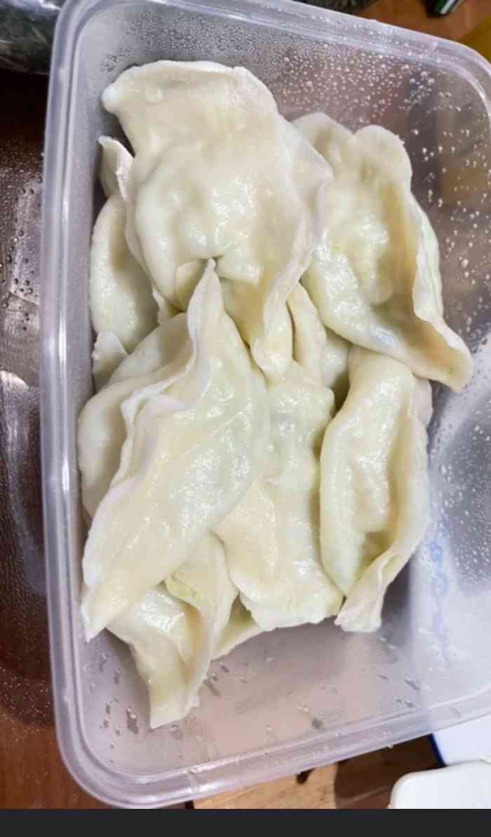 中和轩饭庄(建设店)-"晚饭外卖中和轩蒸饺,据说做的不错,今天尝.