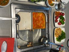 -海底捞火锅(杭州滨江九宜城店)