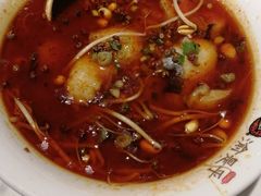 -渝是乎酸菜鱼(龙旗购物中心店)