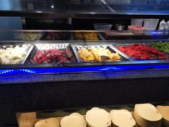 自助取餐区-佰烧海鲜烤肉火锅自助(世茂国际广场店)