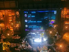 -临界音乐酒馆·小龙虾·江湖菜(华熙LIVE·鱼洞店)