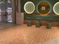 -奈雪的茶(亨特国际广场店)