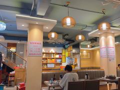 -胡须佬鸡煲四季火锅店(石厦西村直营店)