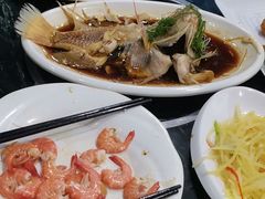 -小海豚•老字号海鲜餐厅(天涯店)