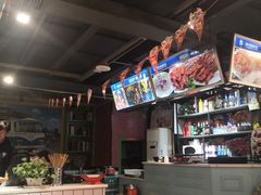 -钢管厂五区小郡肝串串香(奥克斯广场锦城万达店)