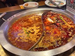 -沸炉重庆老火锅(军事博物馆店)