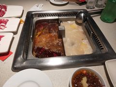 -海底捞火锅鲜切牛肉主题店(长寿路店)