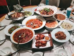 -荷花亭·湖北融合菜(十堰武商MALL店)