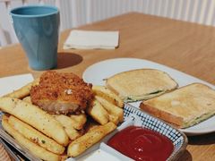 -HELLO 27 意面·沙拉·帕尼尼