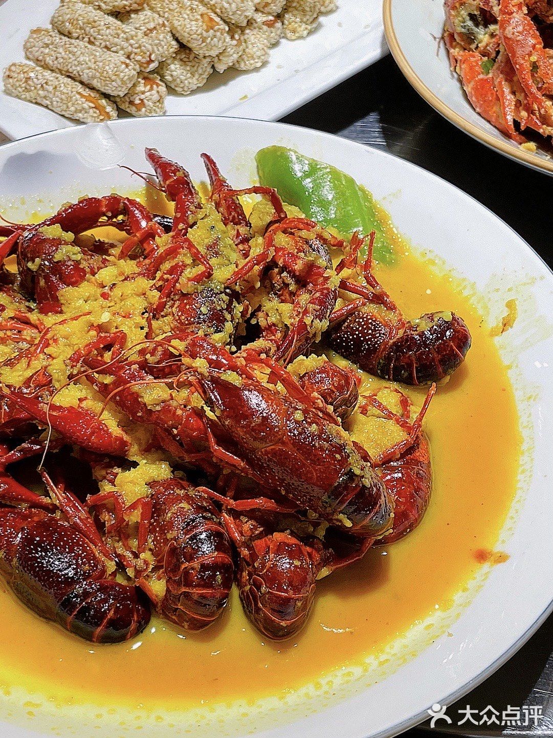 青岛首家咸蛋黄小龙虾🦞|好吃点舔手指