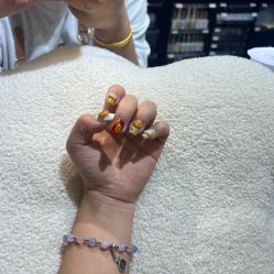 -Nail Me美甲美睫