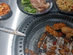 -马路牙子烧烤音乐酒馆(望京店)