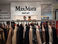 -Max Mara(王府井奥莱·香江小镇店)
