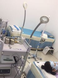 -苗方清颜专业祛痘