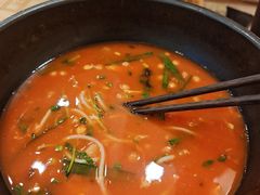 -花馬肆.云南过桥米线(汉神购物广场现场熬汤店)