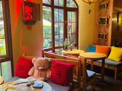 -月亮眼花园餐厅书吧酒吧