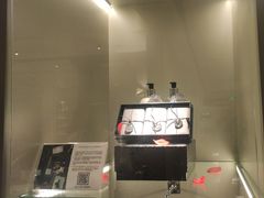 -浅深(世茂滨江精品店)