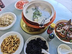 -天乐农家鱼头王(天目湖店)