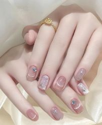 -i.f美甲美睫