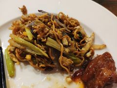 -四海一家自助餐(益田假日广场店)