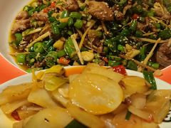 -老方桌烂蹄花川菜馆(九龙坡店)