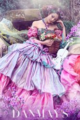 -星元素cosplay动漫摄影写真工作室