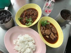 -Kha Mu Charoensang(Silom)