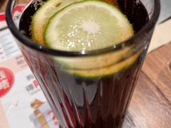 乌梅山楂果味暴打柠檬-必胜客(包头万达店)